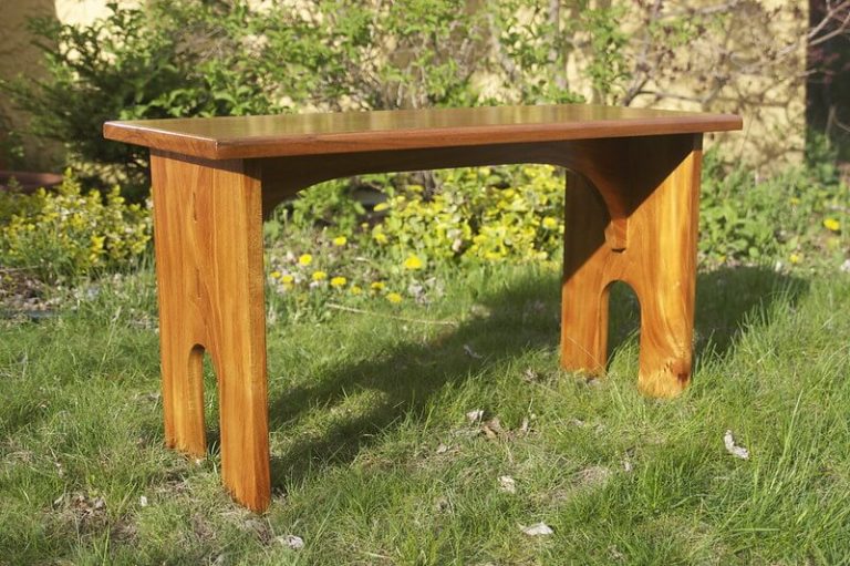 Best Wood for Outdoor Bench 2024