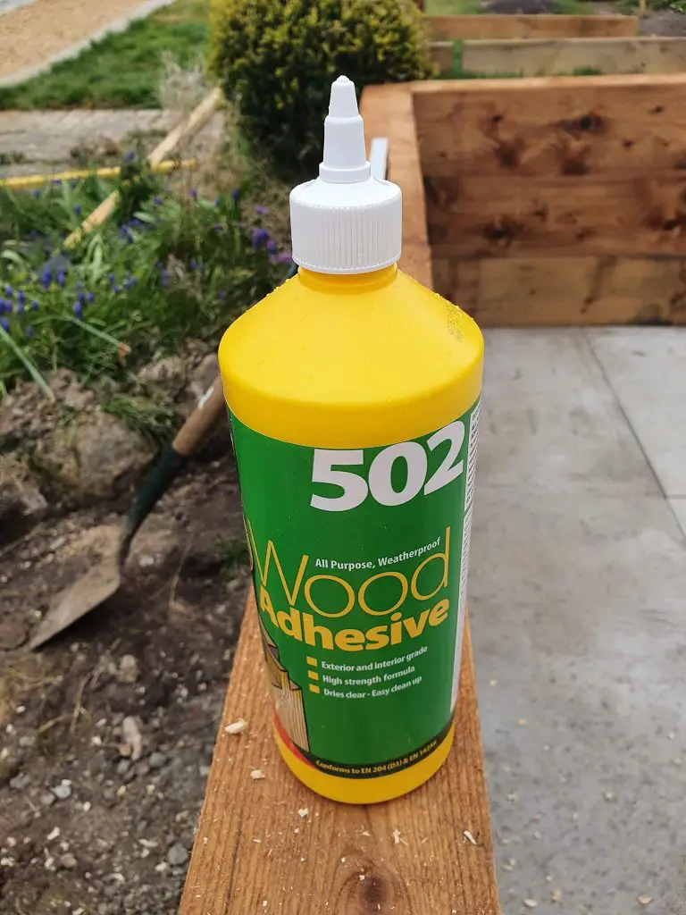 Everbuild 502 glue - best wood glue for outdoor