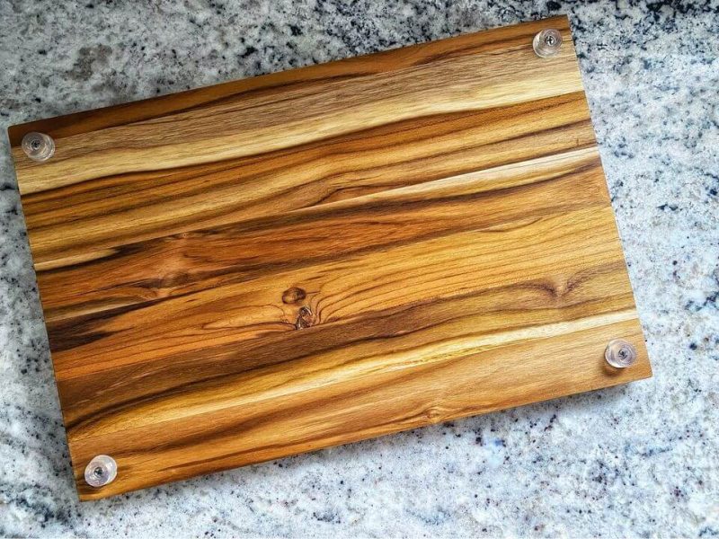 10 Best Woods For Cutting Boards 2024   Teak Cutting Board With Rubber Feet. 19x13 1 800x600 