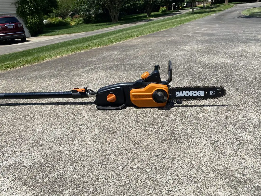 Worx WG309 2-in1 chainsaw