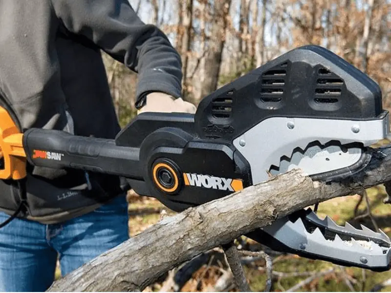 Safest Chainsaw for Beginners