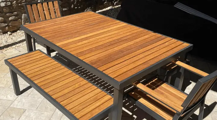 advantages of outdoor oil finish