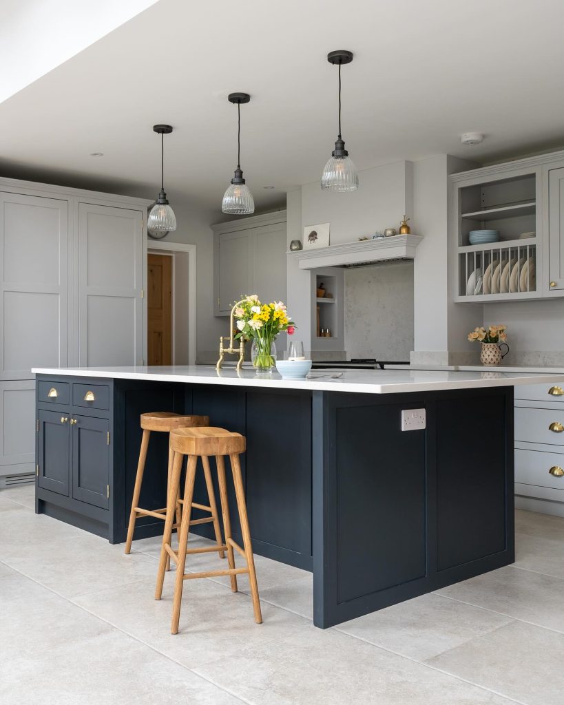 kitchen island with stools for seating area