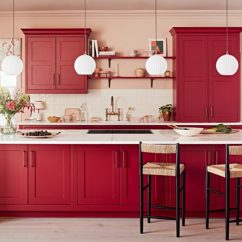 red kitchen idea