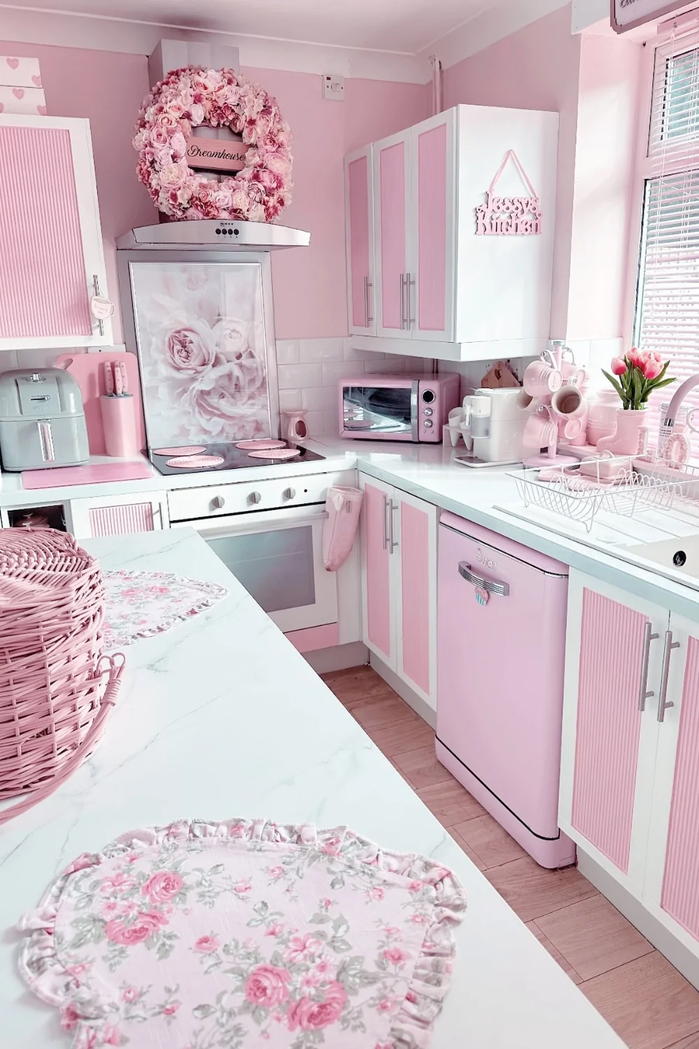 pink kitchen ideas