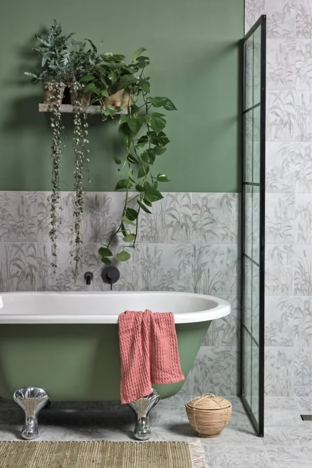 green bathroom decor ideas