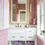 small bathroom decoration ideas