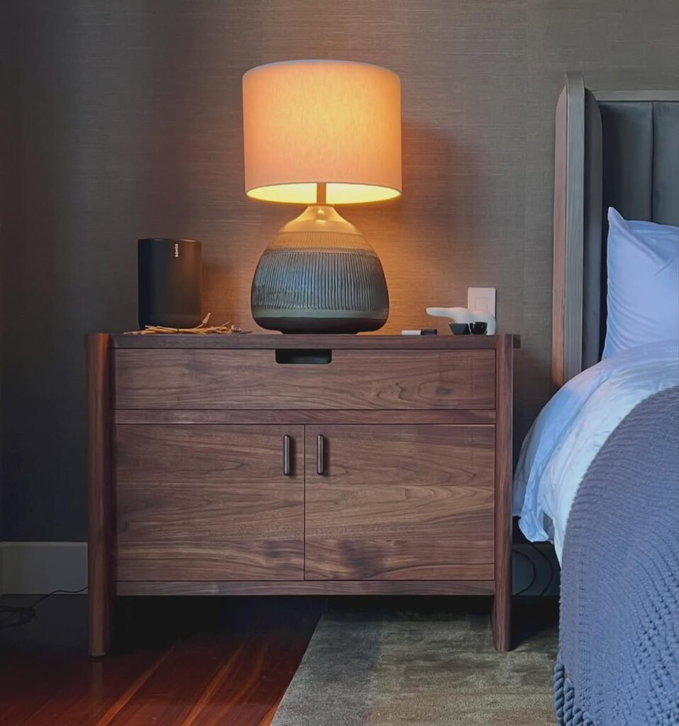 10 Sophisticated Dark Wood Bedroom Ideas for a Cozy and Warm Retreat 2026